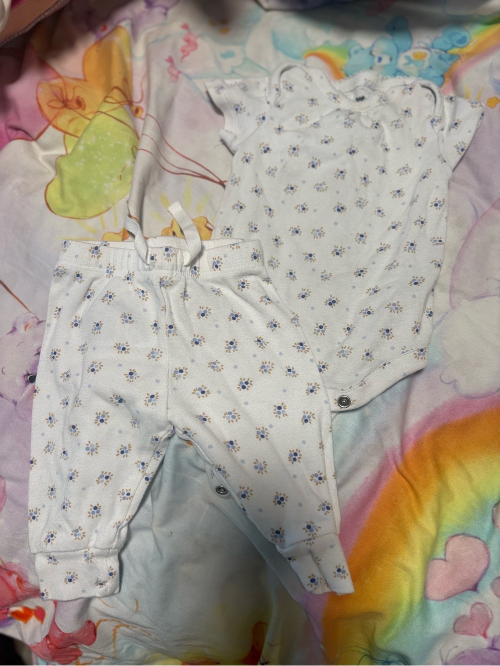 7/$30 GAP White Baby Onesie and Pants with Blue and Yellow Floral Print